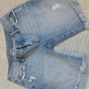 American Eagle cut off bermuda shorts